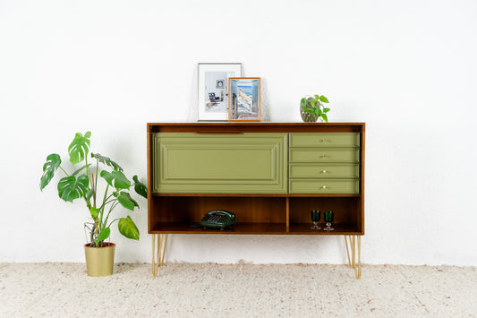 Highboard