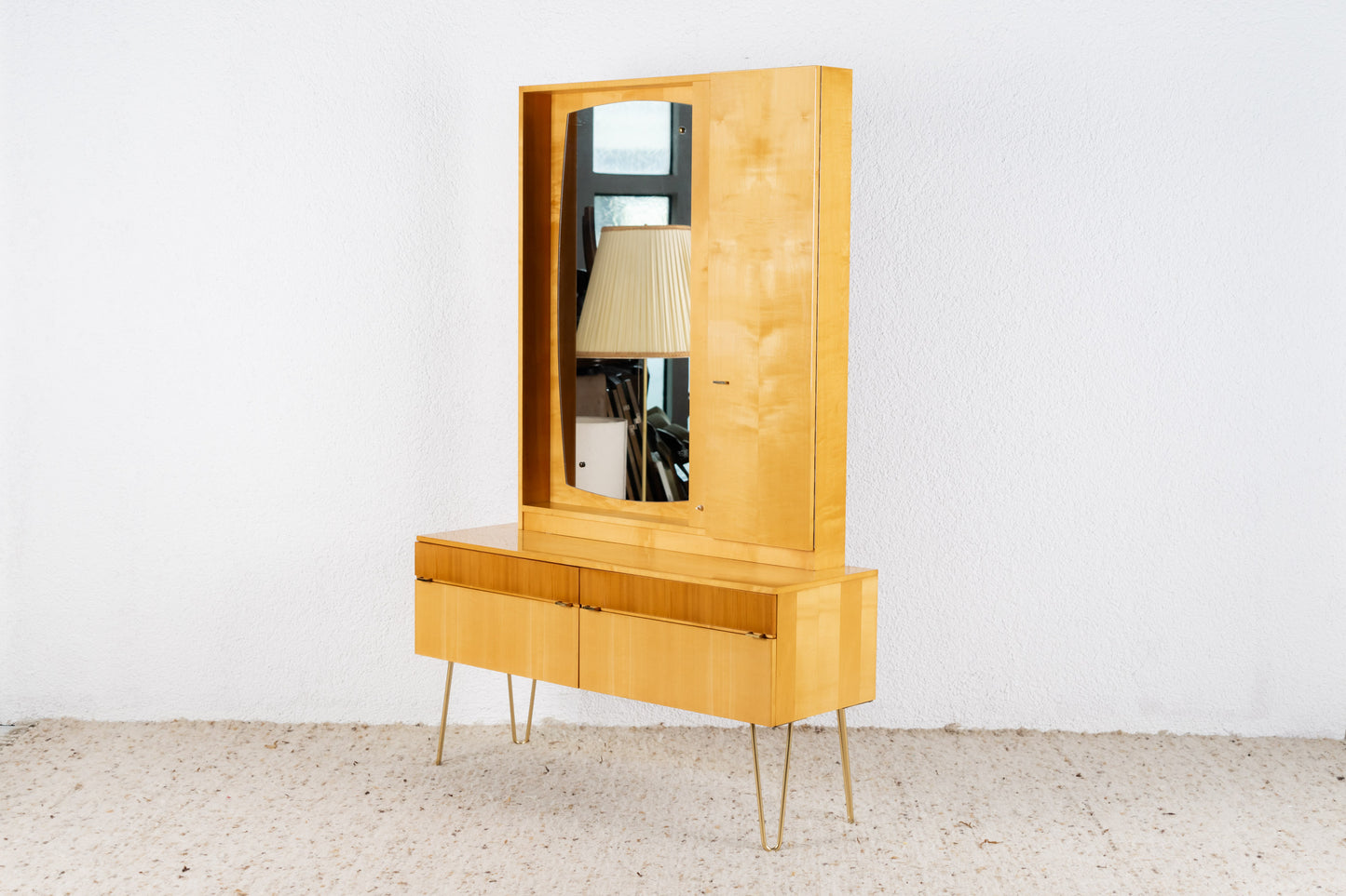 Kommode / Sideboard / Garderobe