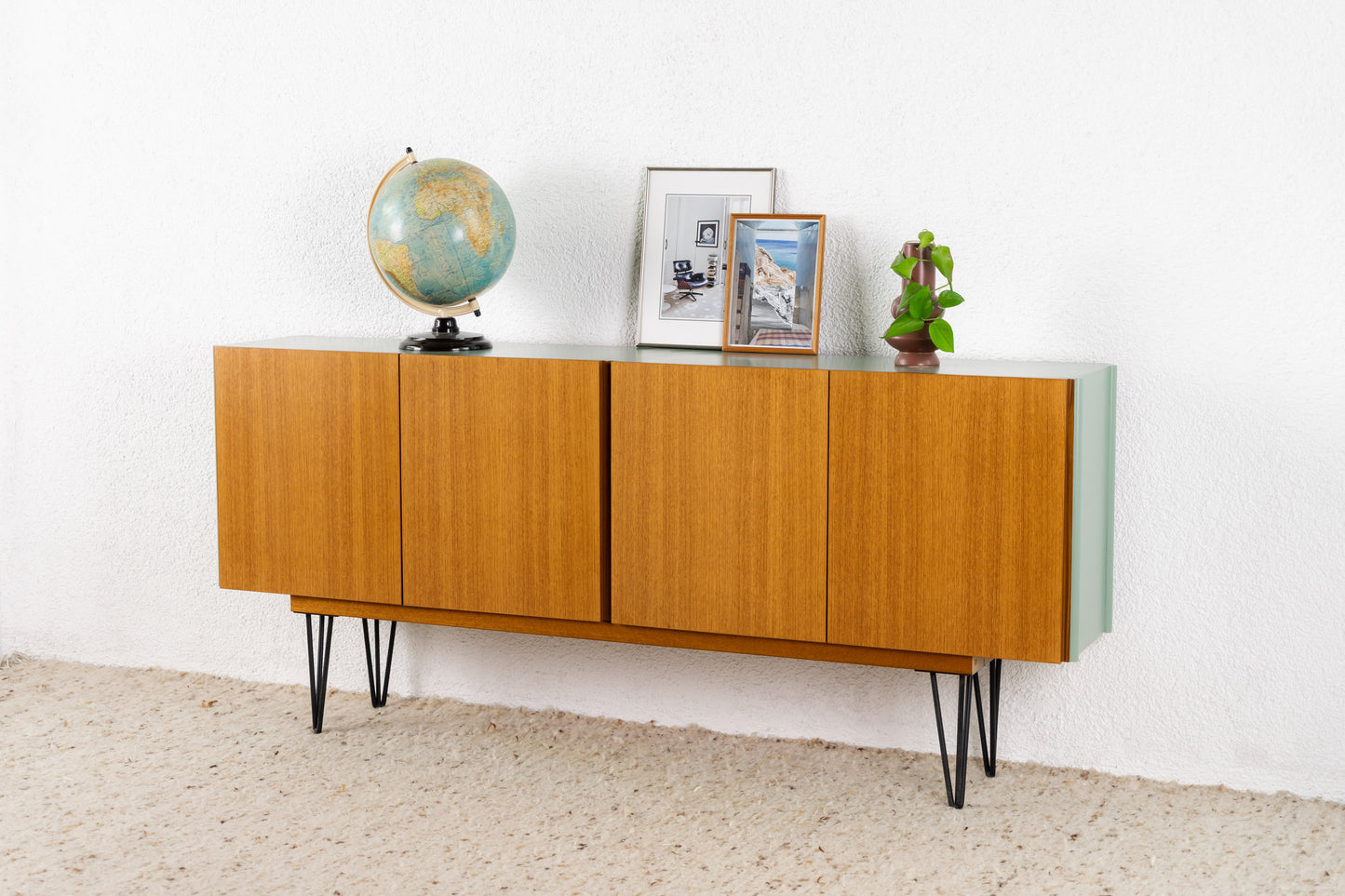 Vintage Sideboard Nuss Holz Salbei Pastell Kommode